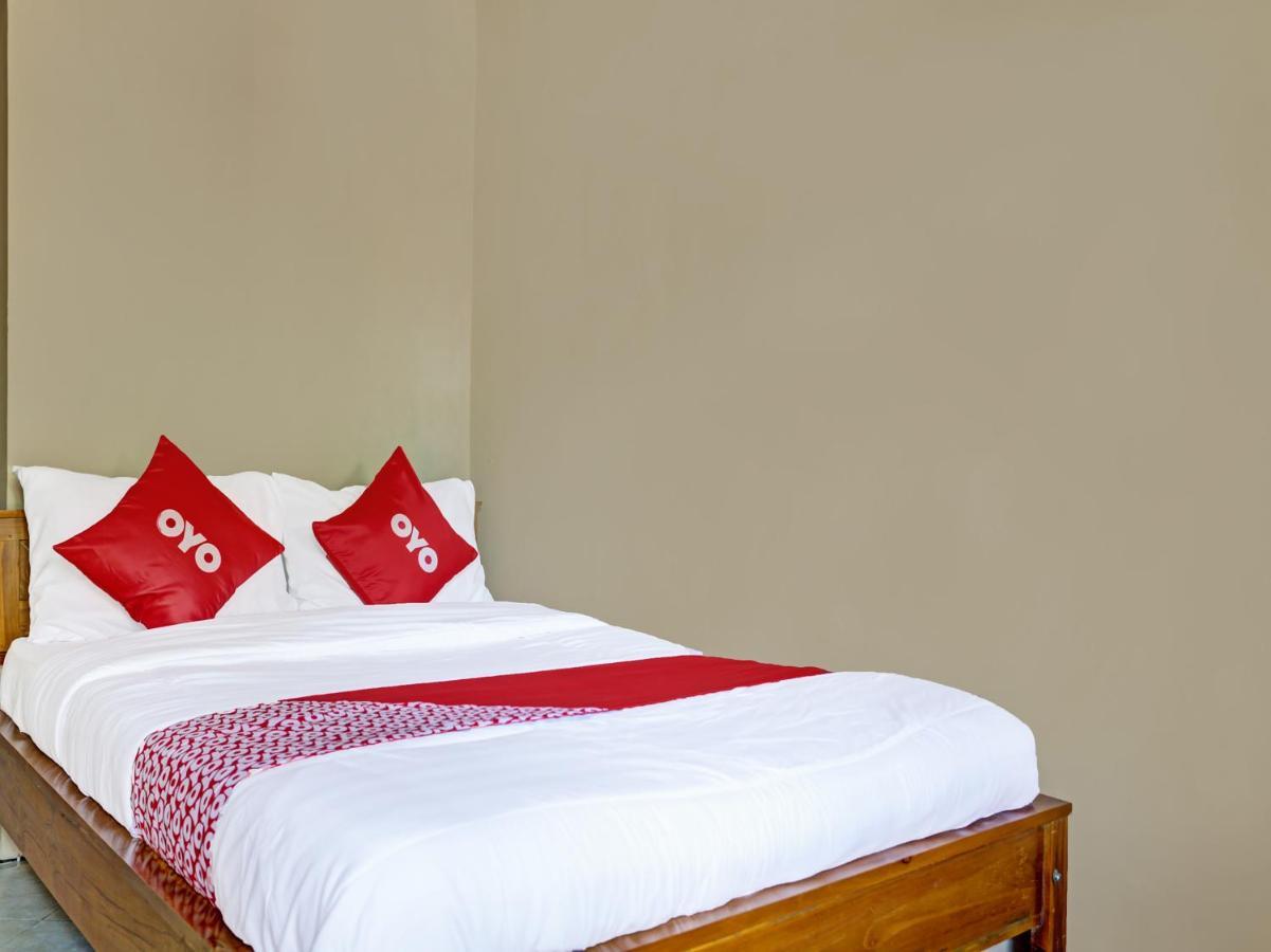 Oyo 91261 Cita Suraya Homestay بانيووانجى المظهر الخارجي الصورة