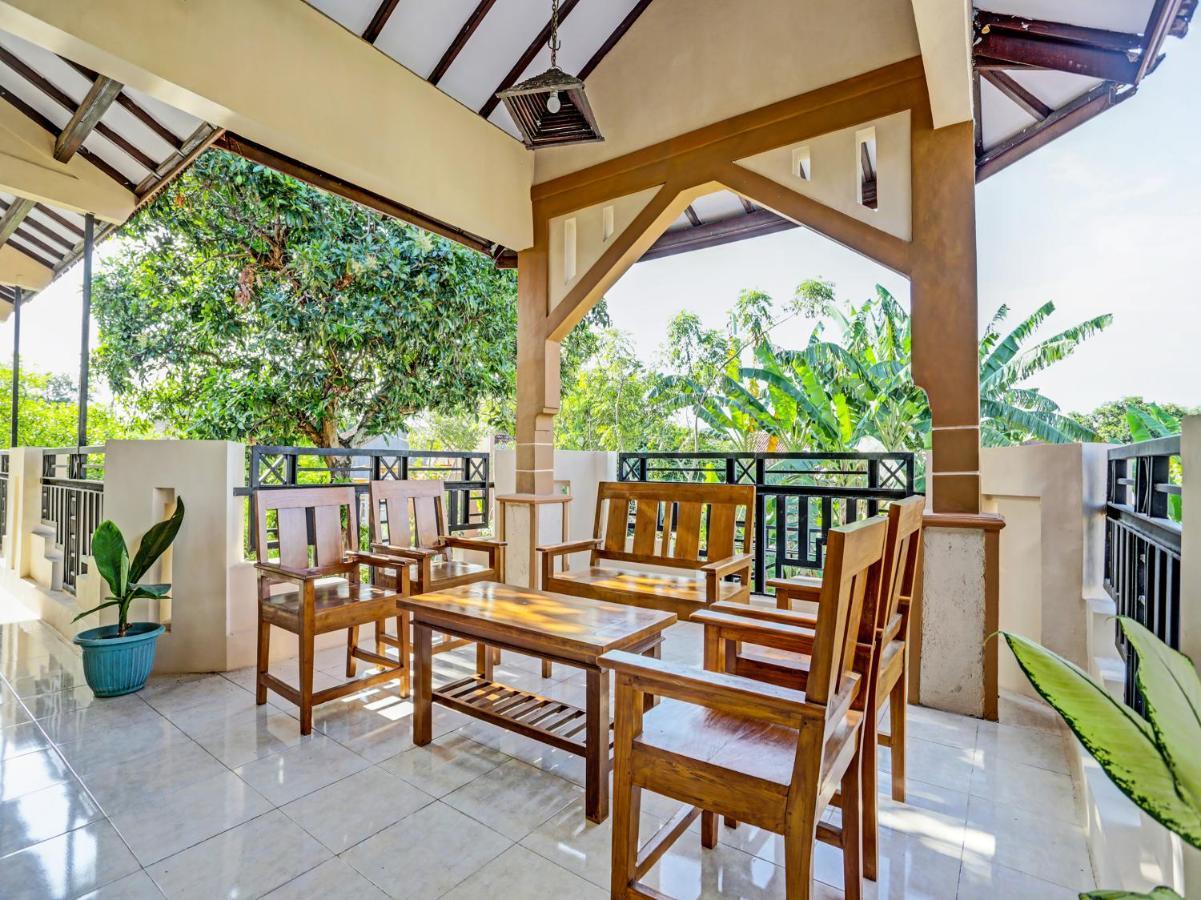 Oyo 91261 Cita Suraya Homestay بانيووانجى المظهر الخارجي الصورة