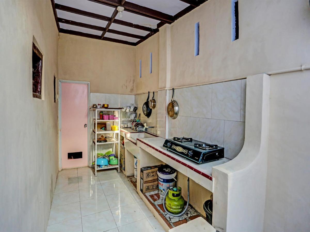 Oyo 91261 Cita Suraya Homestay بانيووانجى المظهر الخارجي الصورة